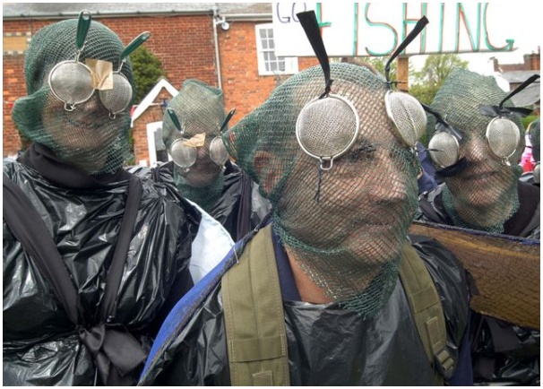 584x411 pixels (126K)